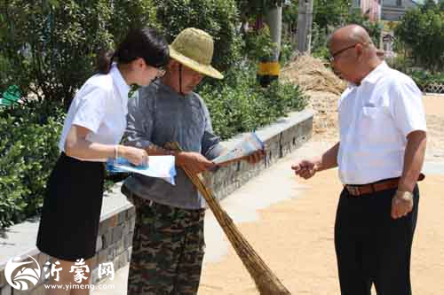 顾问入村，送法到家